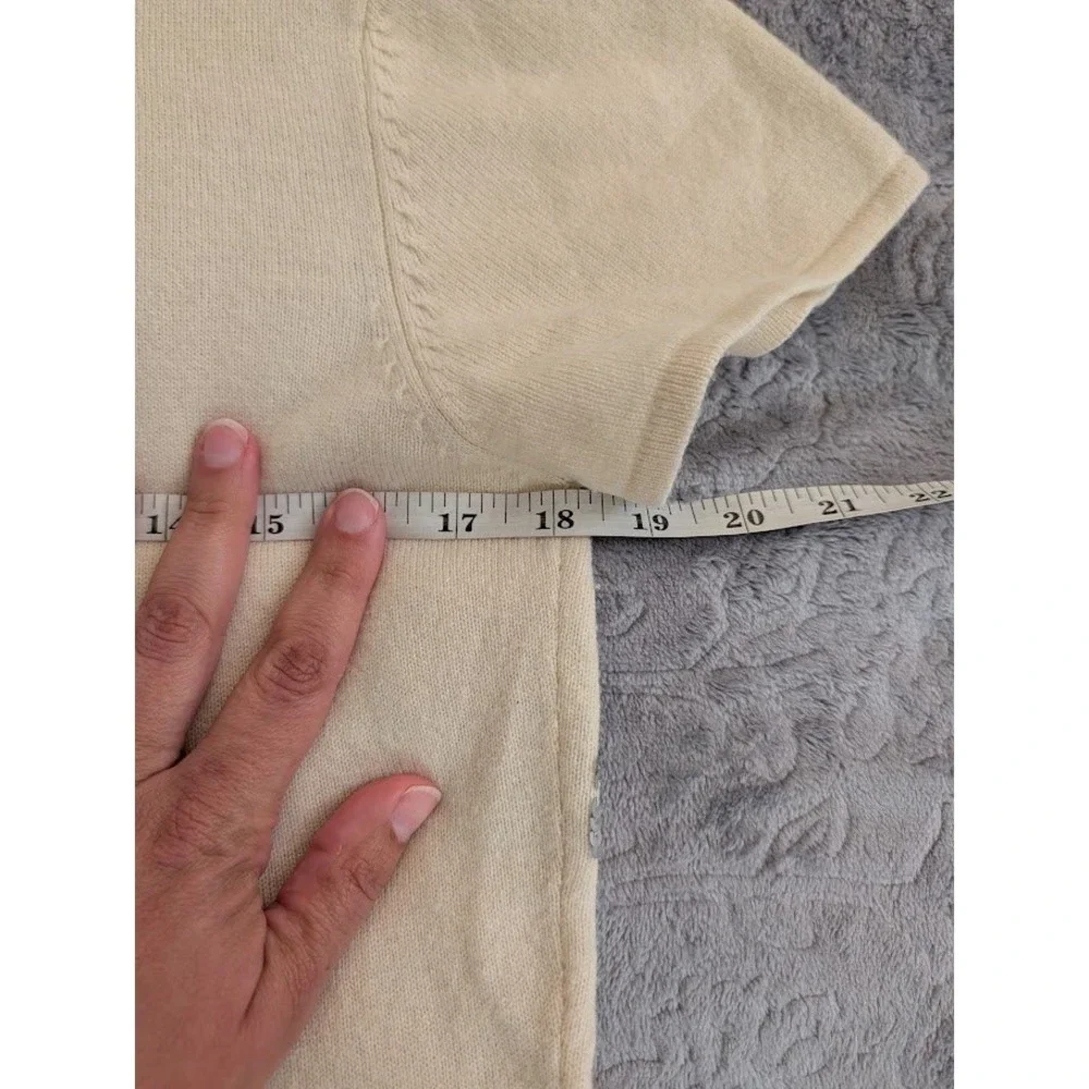 Julie Brown Women's Wool/Cashmere Beige Short Sleeve Sweater Sequins Size Medium